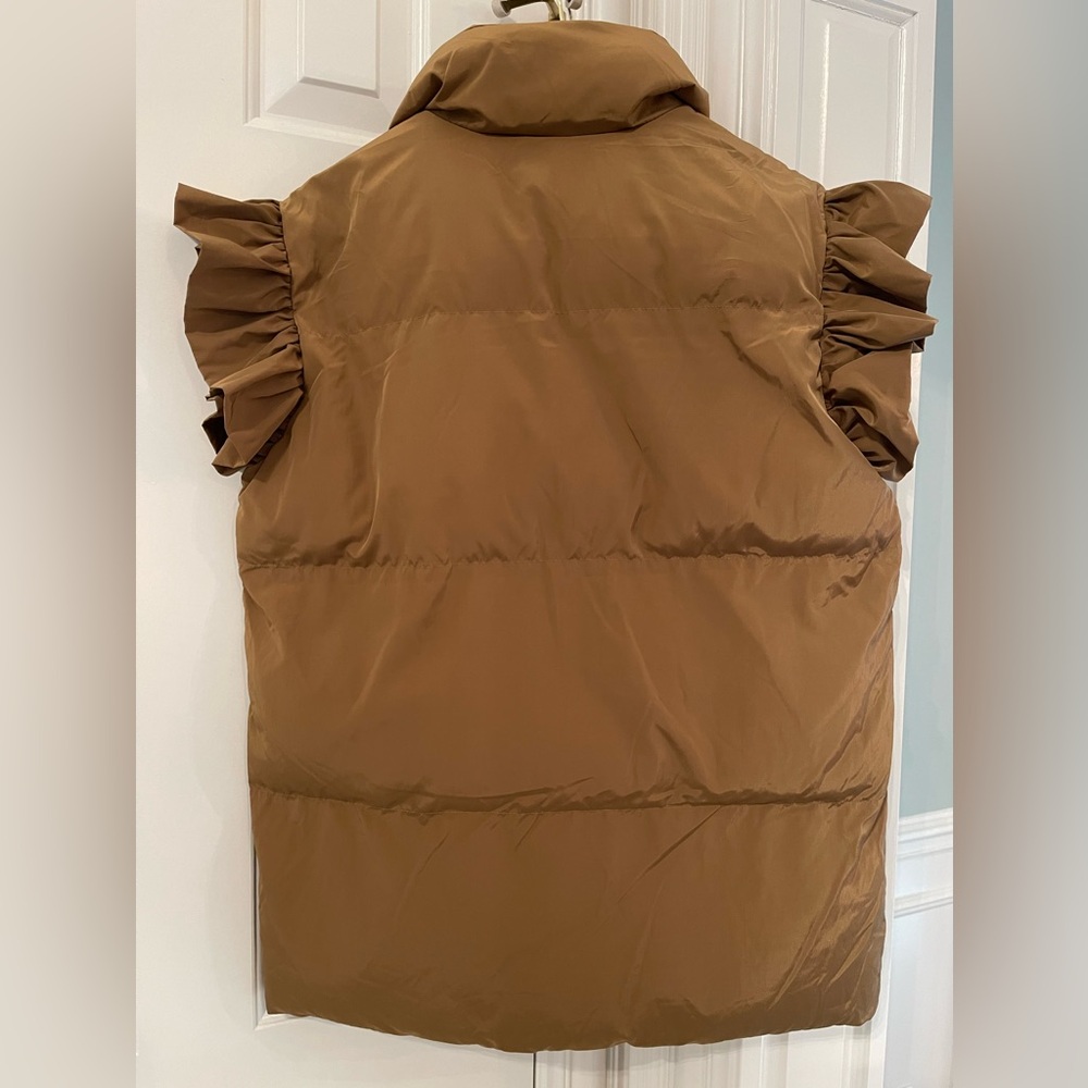 Ruffle Sleeve Puffer Vest - Picture 2 of 3